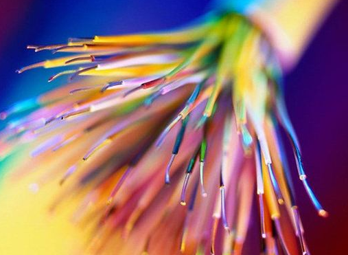 長(zhǎng)飛獲得近50萬(wàn)芯公里海外氣吹微型光纜訂單